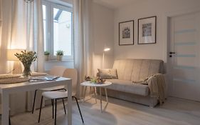 Apartament Clever 1 Kamienica Grochow