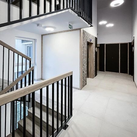 Apartament Clever 1 Kamienica Grochow Варшава Екстер'єр фото