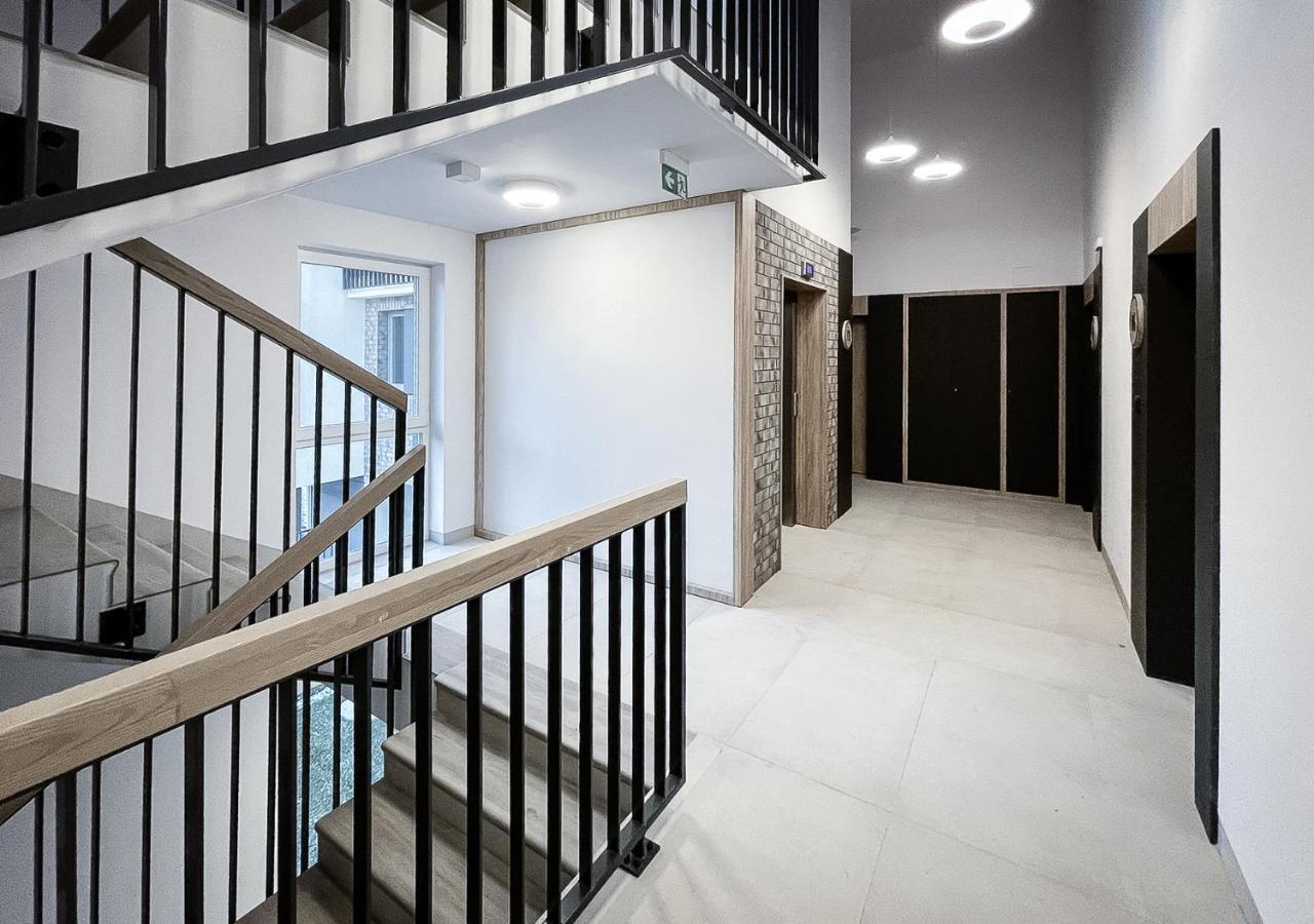 Apartament Clever 1 Kamienica Grochow Варшава Екстер'єр фото